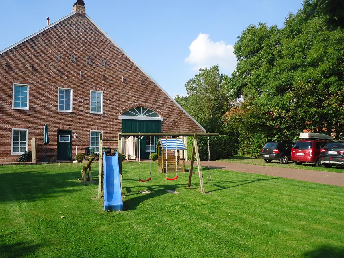 Gulfhof Greetsiel Apartment Exterior photo